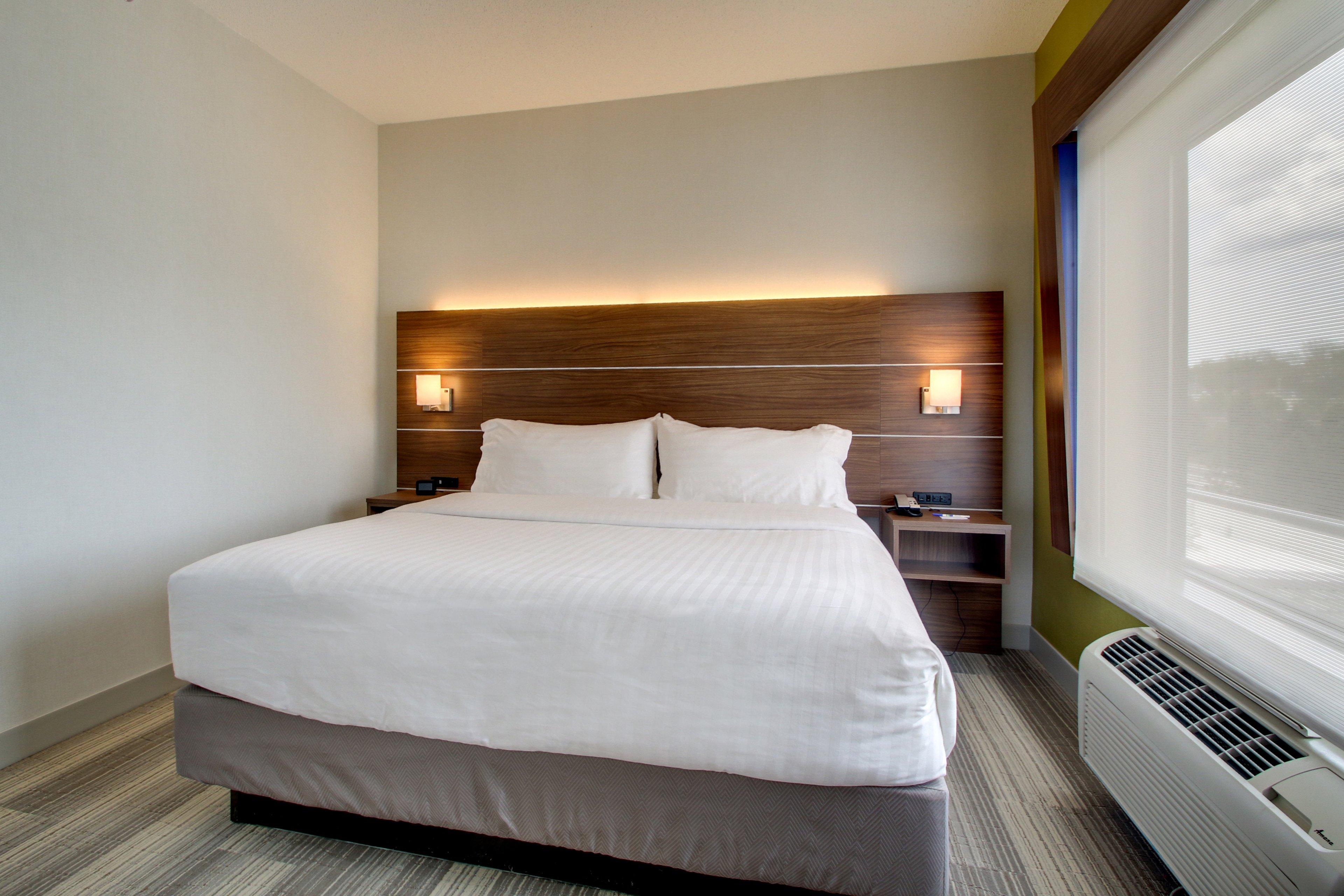 Holiday Inn Express & Suites Aurora - Naperville By Ihg Экстерьер фото