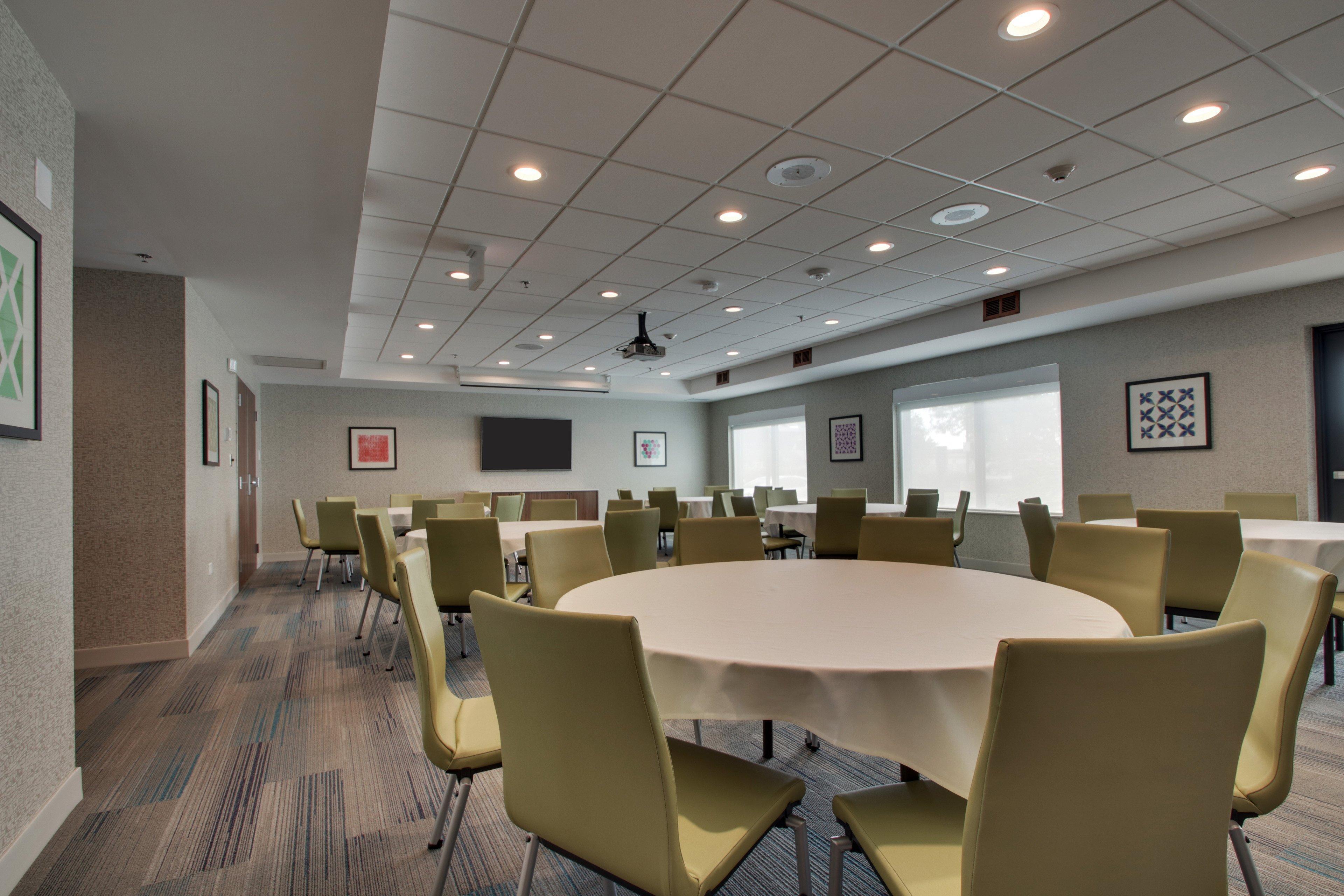Holiday Inn Express & Suites Aurora - Naperville By Ihg Экстерьер фото